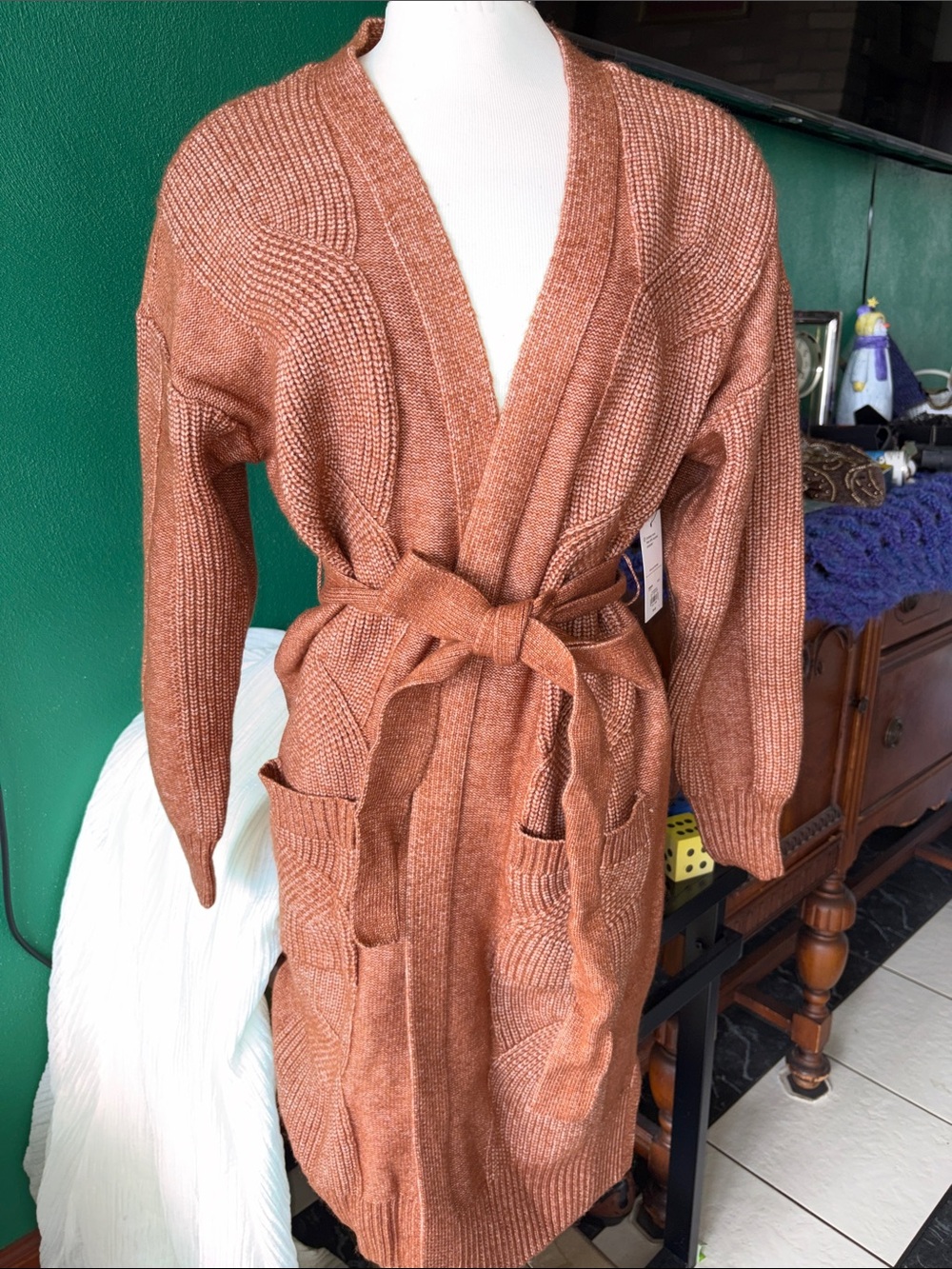 Nine West Chunky Cable Belted Cardigan M, Caramel color NWT, 21” PTP, 37” L